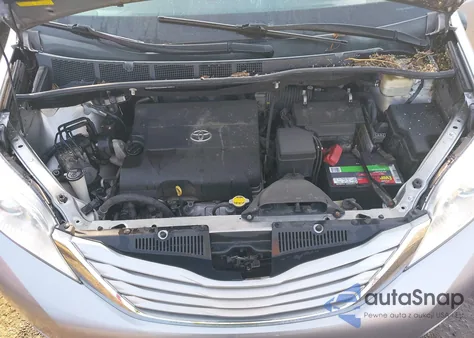 2015 Toyota Sienna Le 8 Passenger из США, поврежденный, VIN 5TDKK3DC2FS674908